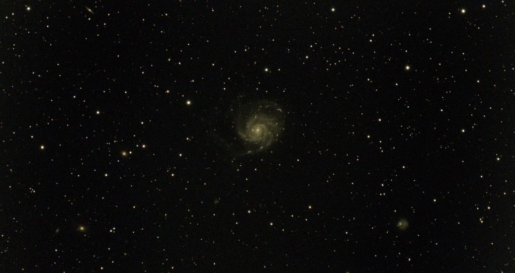 M101, la galaxie du Moulinet : une spirale presque vue de&nbsp;face