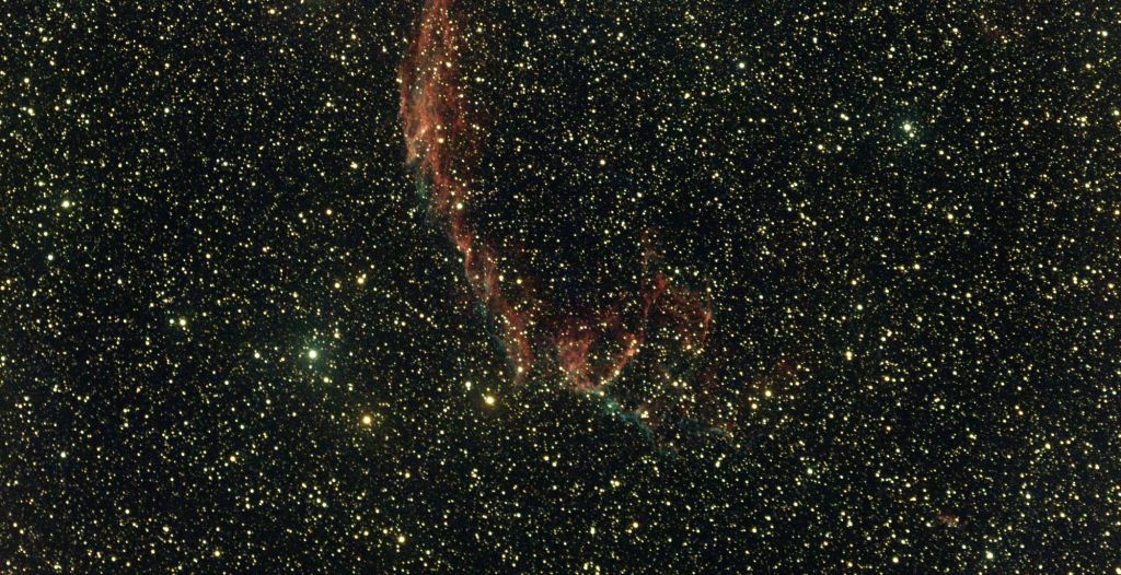 NGC 6992, le Voile oriental : les filaments d’une ancienne&nbsp;supernova